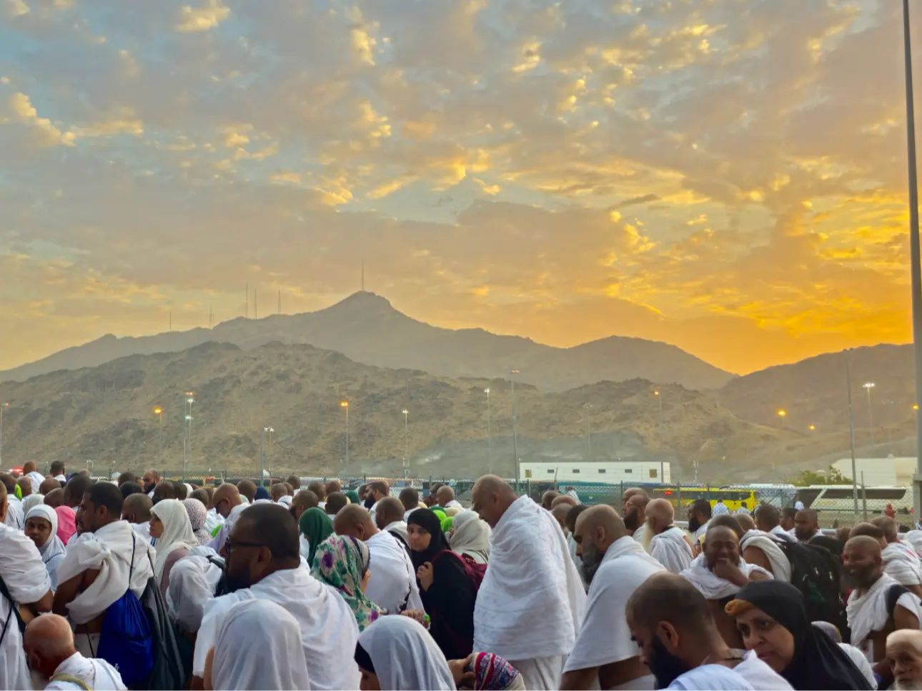 VIP protocol assistance for pilgrims arriving in Makkah